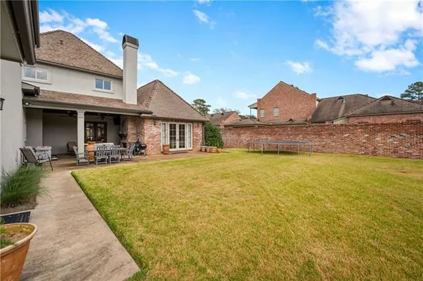$749,000 | 6008 Stonegate Drive, Alexandria, LA 71303
