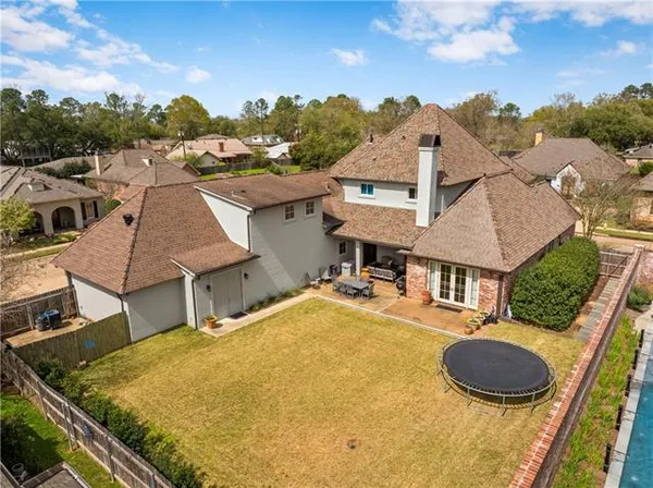 $749,000 | 6008 Stonegate Drive, Alexandria, LA 71303