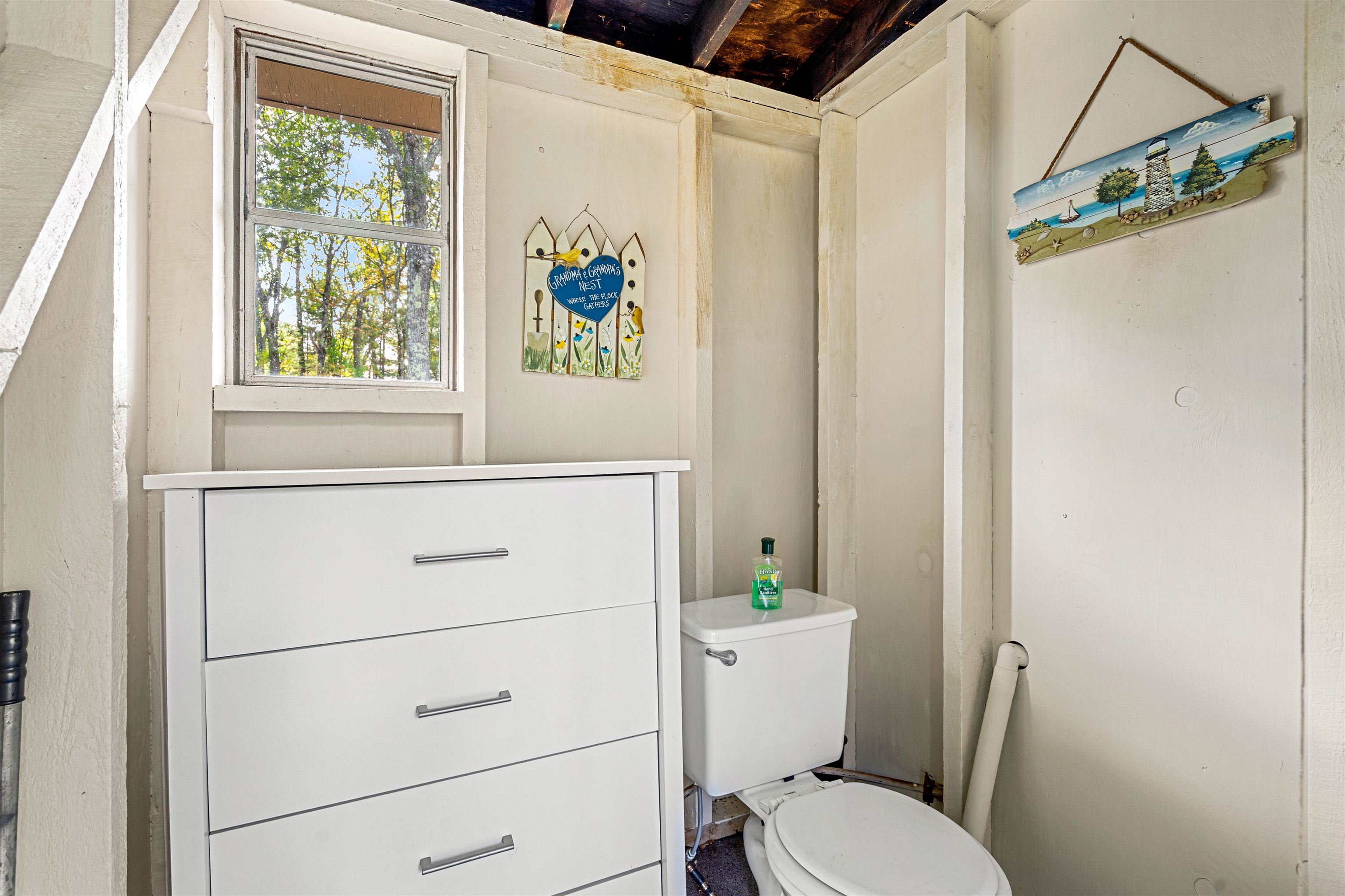 61 Hardy Road Londonderry, NH 03053 - Photo 20 of 31