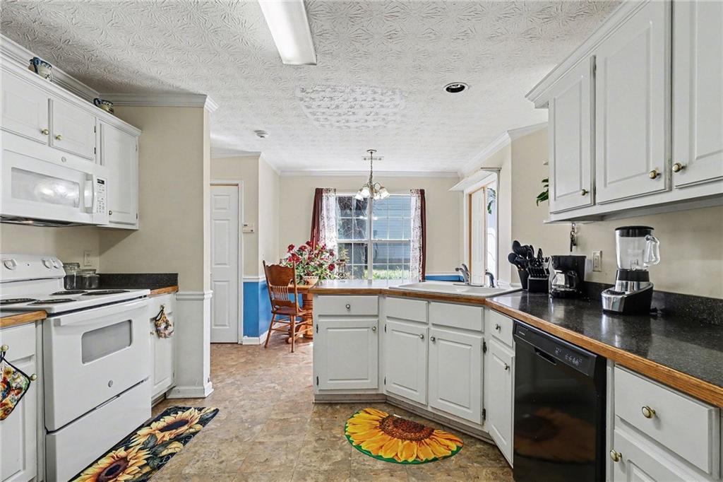 275 Greenfield Way Covington, GA 30016 - Photo 9 of 32