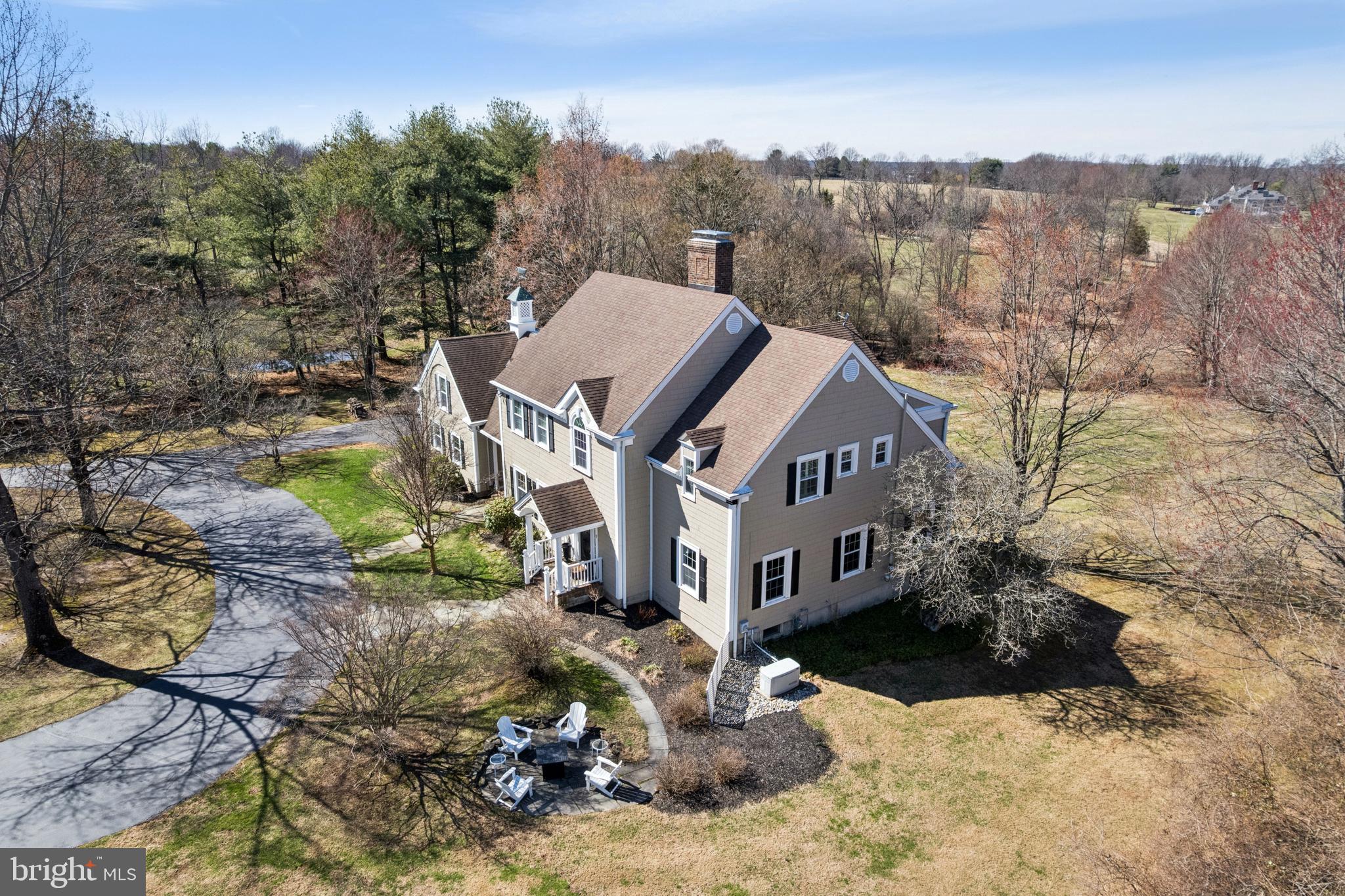 7 Fox Run Road Pennington, NJ 08534 - Photo 3 of 81