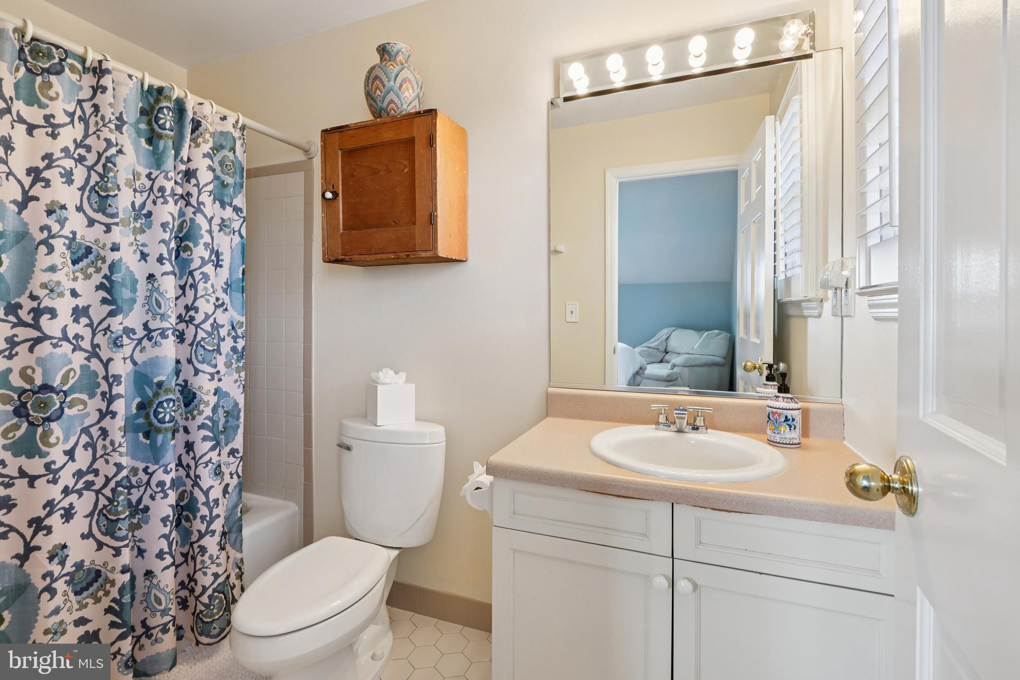 7 Fox Run Road Pennington, NJ 08534 - Photo 32 of 81