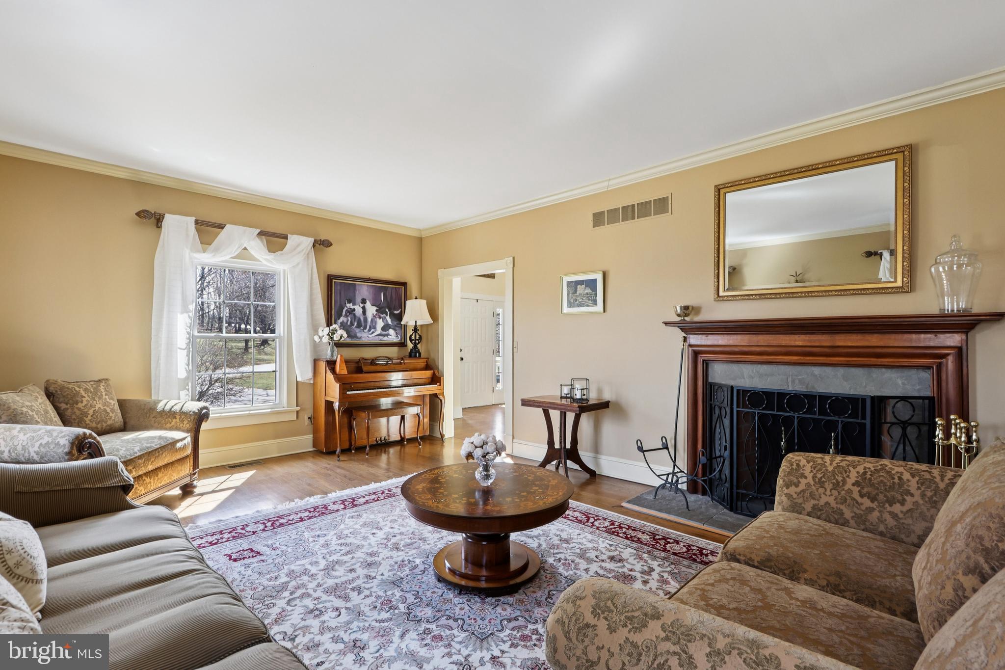 7 Fox Run Road Pennington, NJ 08534 - Photo 9 of 81