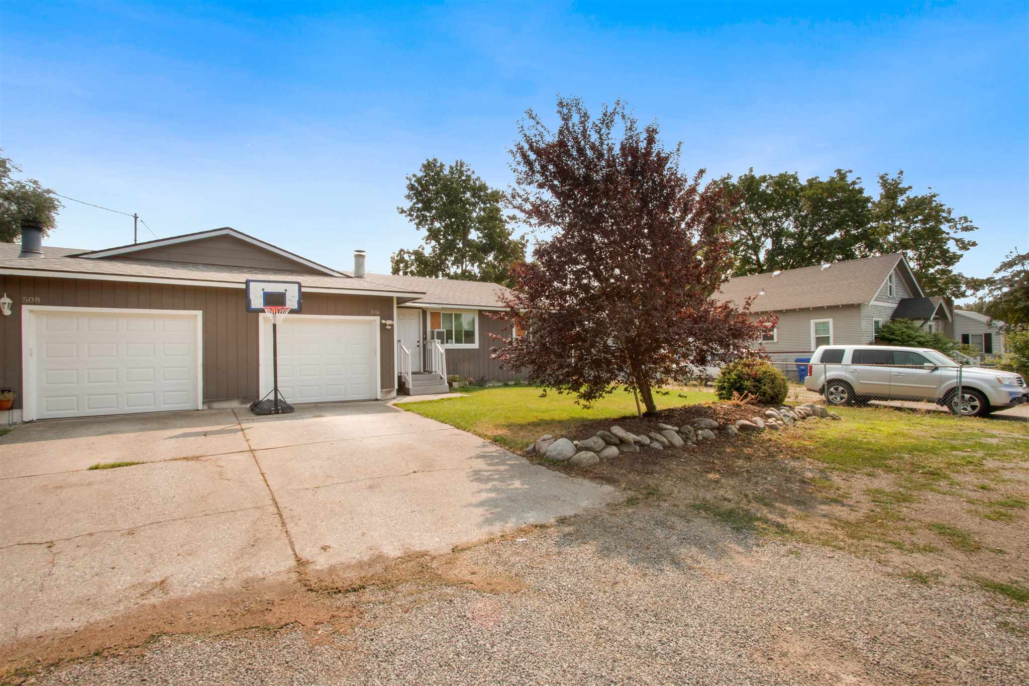 506 North Bessie Road Spokane Valley, WA 99212 - Photo 4 of 33 Gallery Image 4
