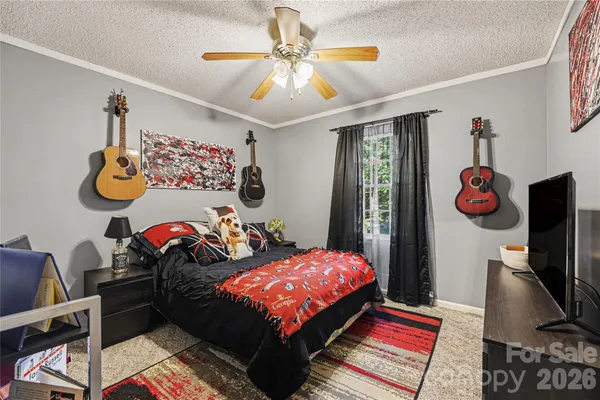 $325,000 | 1451 31st St Place Northeast, Conover, NC 28613