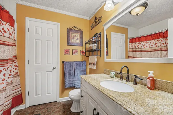 $325,000 | 1451 31st St Place Northeast, Conover, NC 28613