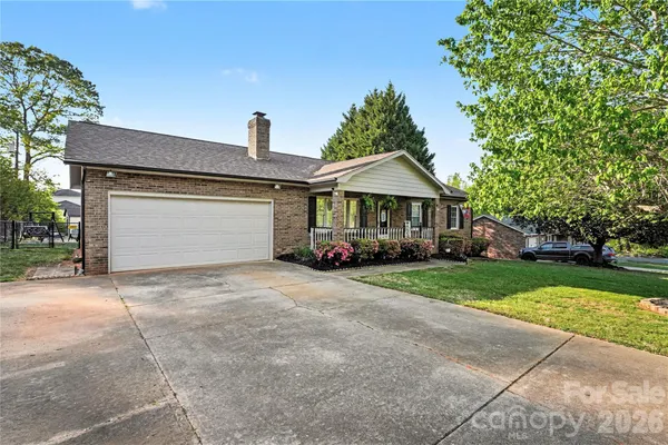 $325,000 | 1451 31st St Place Northeast, Conover, NC 28613