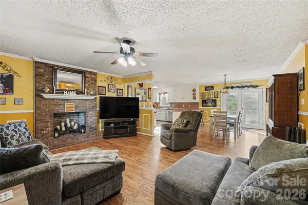 $325,000 | 1451 31st St Place Northeast, Conover, NC 28613