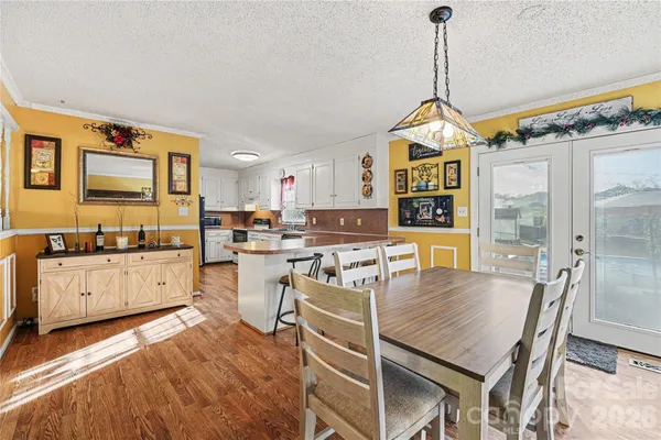 $325,000 | 1451 31st St Place Northeast, Conover, NC 28613