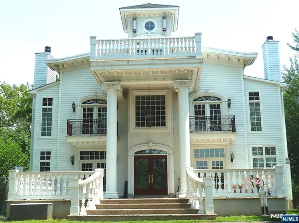 $3,000,000 | 42 River Street, East Rutherford, NJ 07073