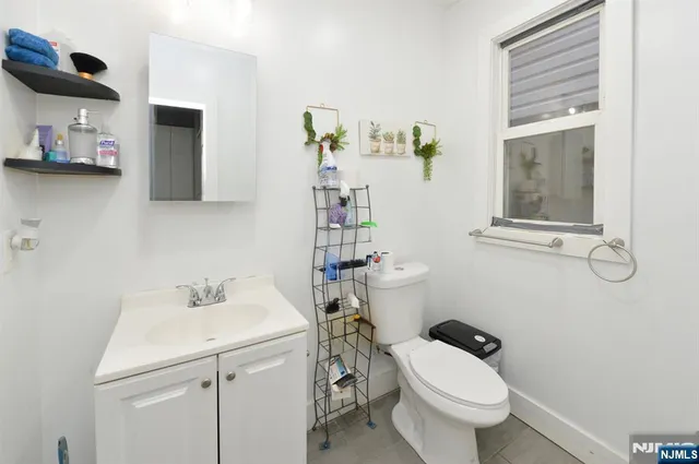 $590,000 | 135 Scheerer Avenue, Newark, NJ 07112