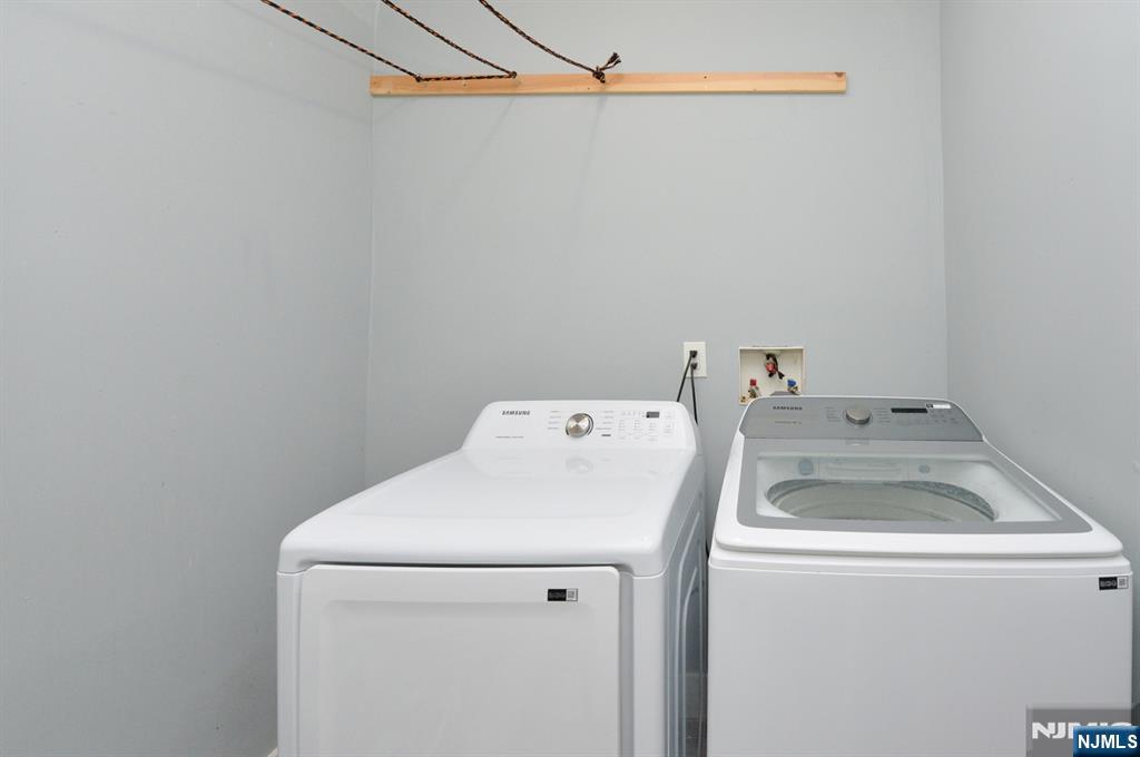 135 Scheerer Avenue Newark, NJ 07112 - Photo 15 of 34