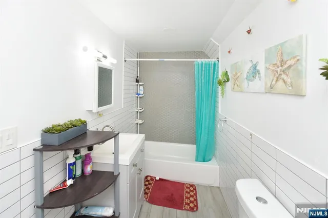 $590,000 | 135 Scheerer Avenue, Newark, NJ 07112