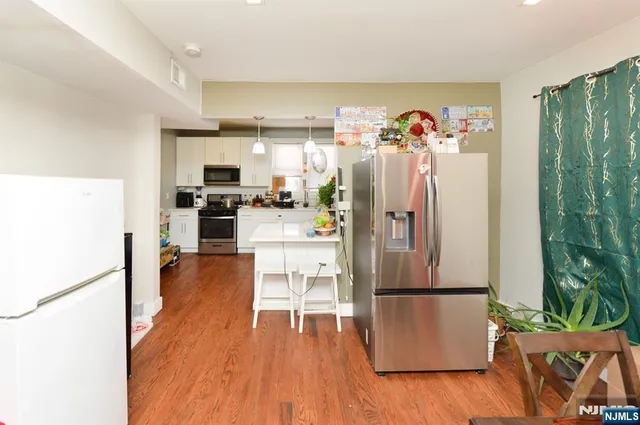 $590,000 | 135 Scheerer Avenue, Newark, NJ 07112