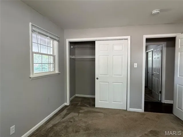 $1,900 | 522 Holland Avenue, Webster Groves, MO 63119