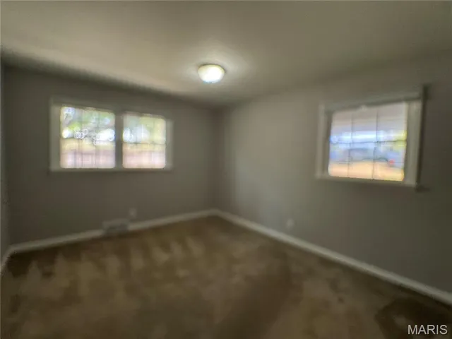 $1,900 | 522 Holland Avenue, Webster Groves, MO 63119