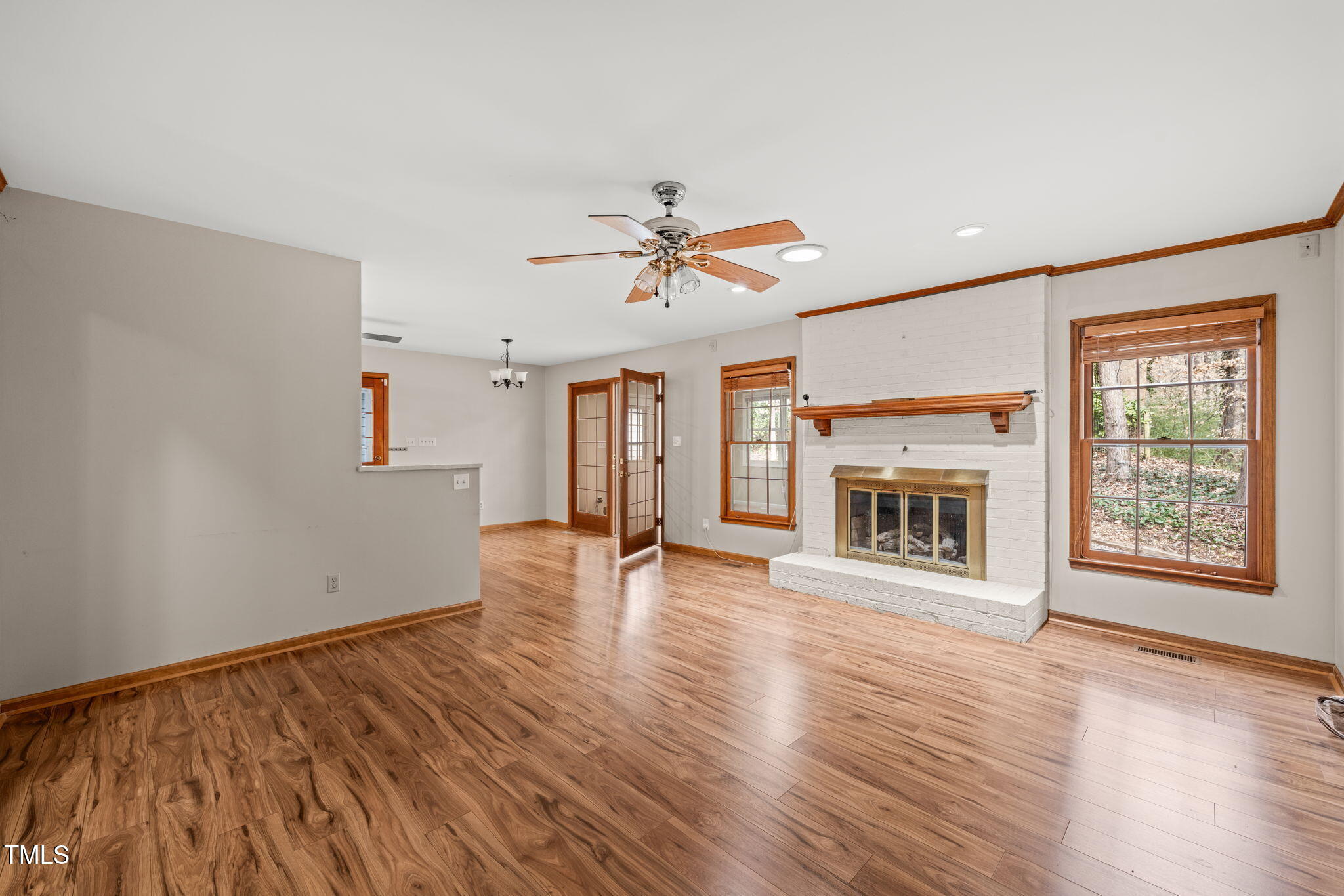 3816 Whispering Branch Road Raleigh, NC 27613 - Photo 11 of 46 Family room (2)