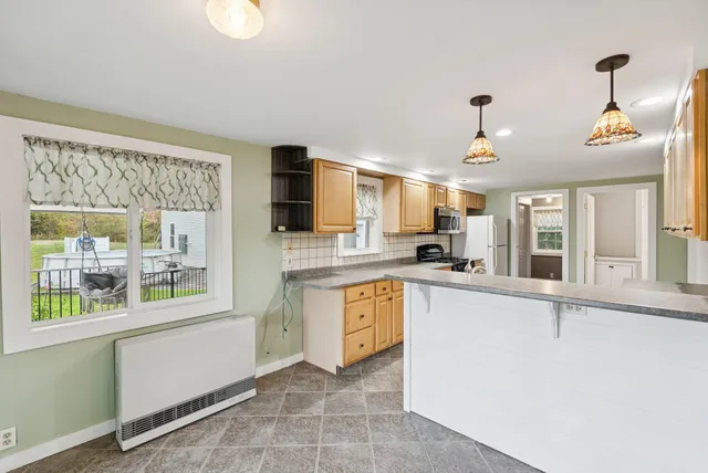 $430,000 | 218 Oak Street, Oakland, ME 04963