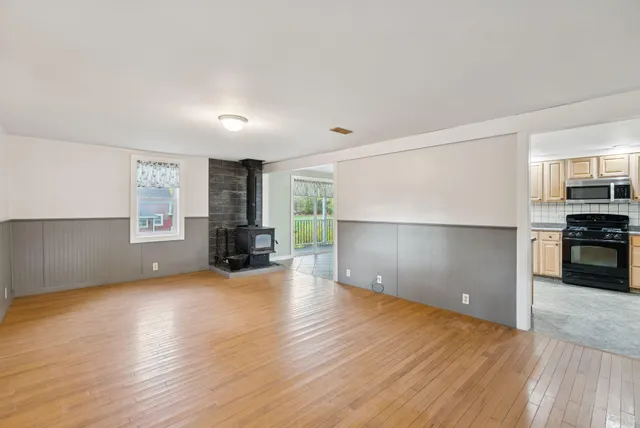 $430,000 | 218 Oak Street, Oakland, ME 04963