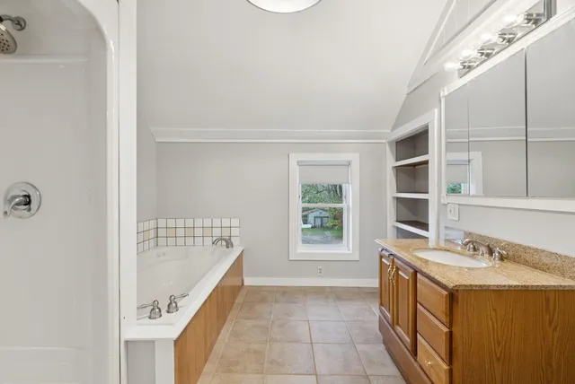 $430,000 | 218 Oak Street, Oakland, ME 04963