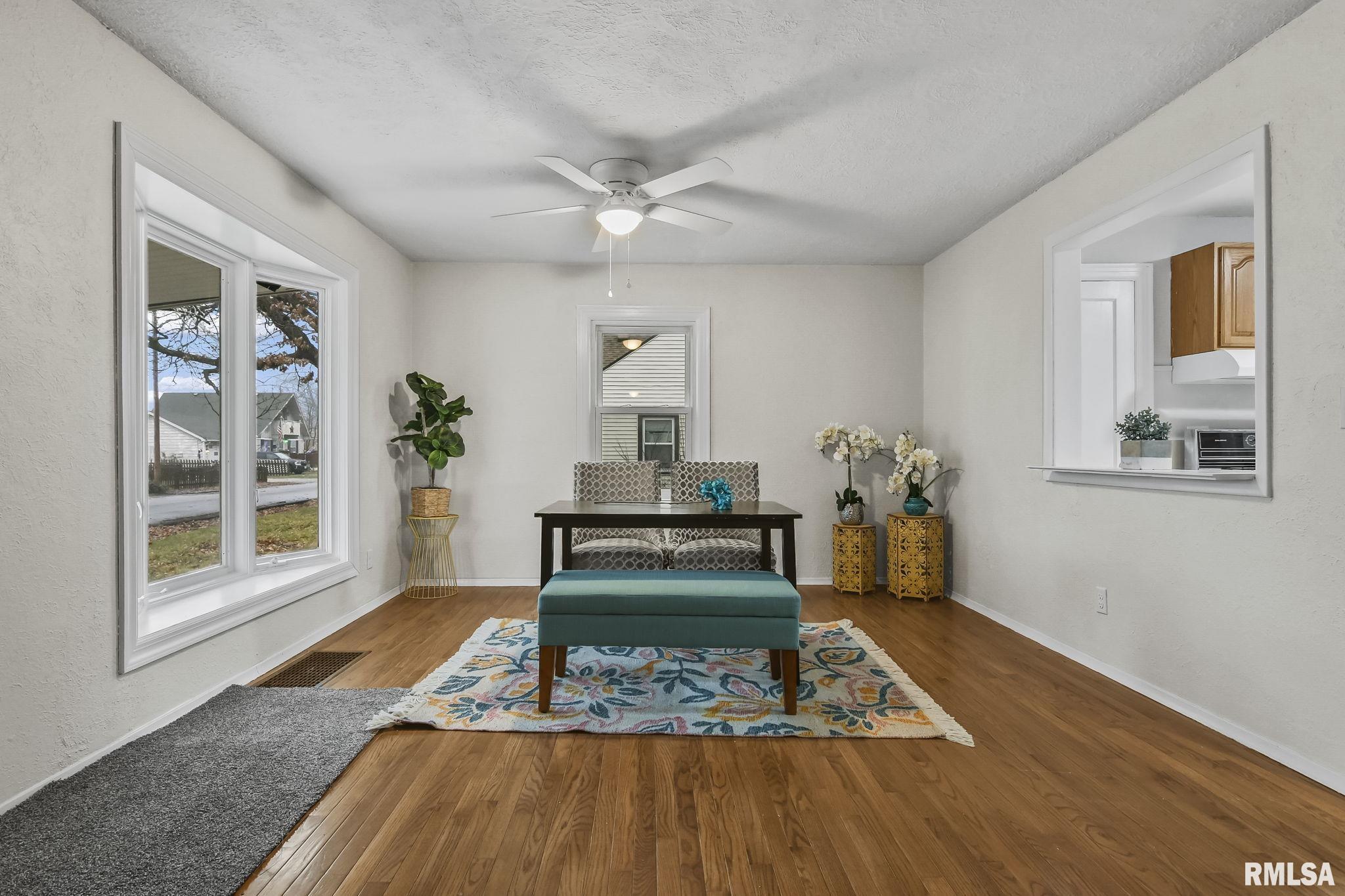 5 Harriet Lane Springfield, IL 62702 - Photo 3 of 25