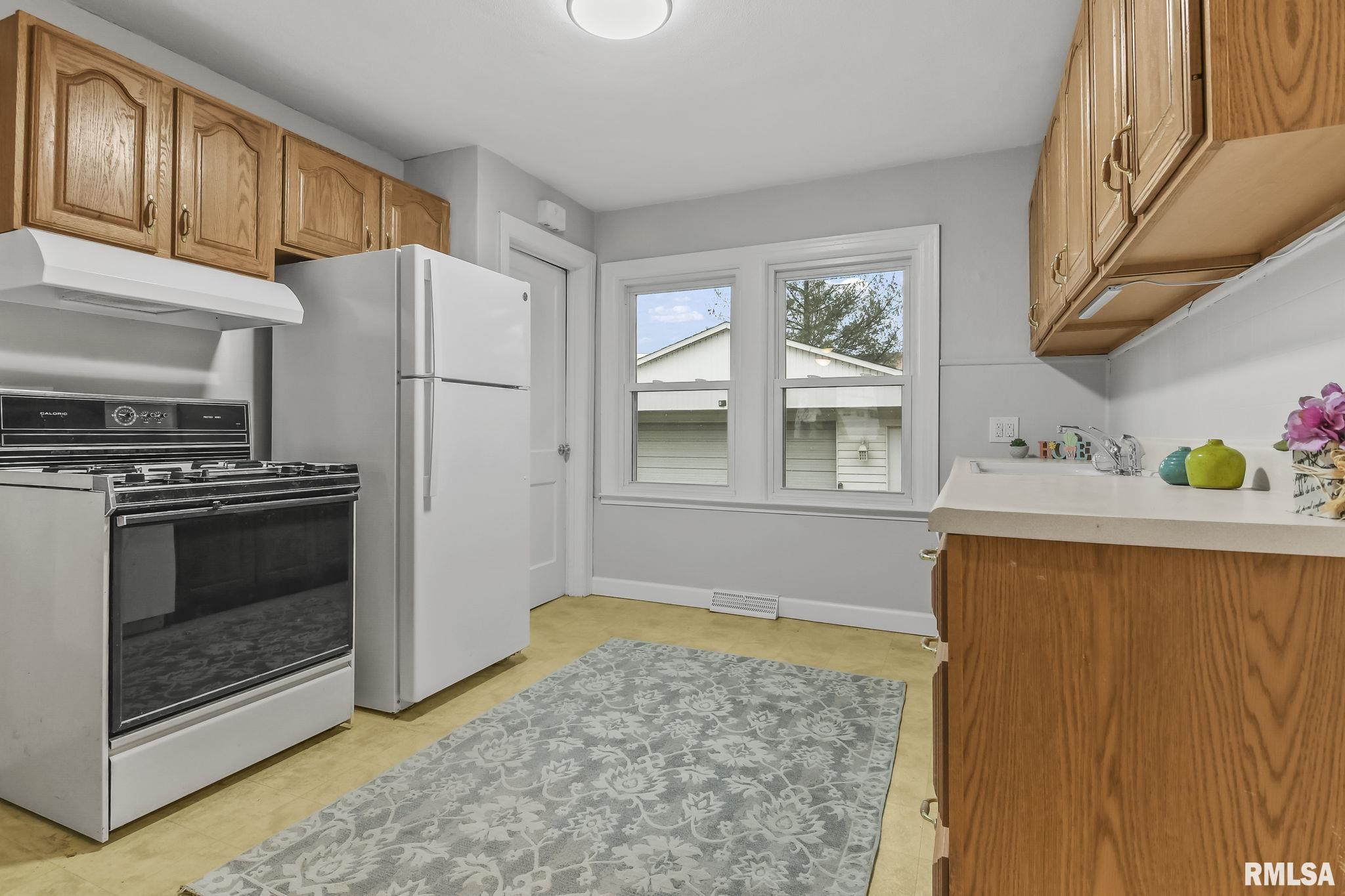 5 Harriet Lane Springfield, IL 62702 - Photo 7 of 25