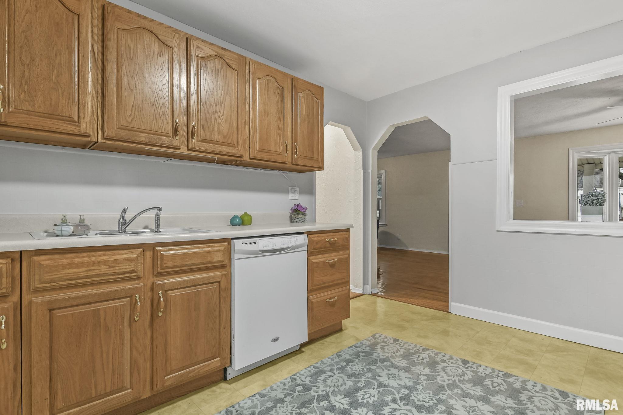 5 Harriet Lane Springfield, IL 62702 - Photo 9 of 25