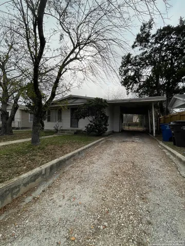 $147,000 | 910 Grosvenor Street, San Antonio, TX 78221