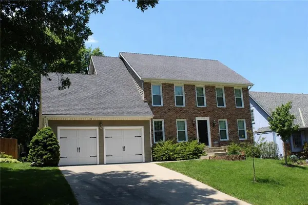 $440,000 | 8448 Constance Street, Lenexa, KS 66215