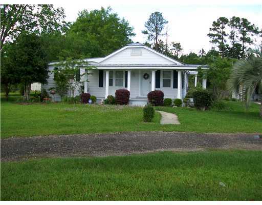 7308 Woolmarket Road Biloxi, MS 39532 - Photo 1 of 2 Primary Photo