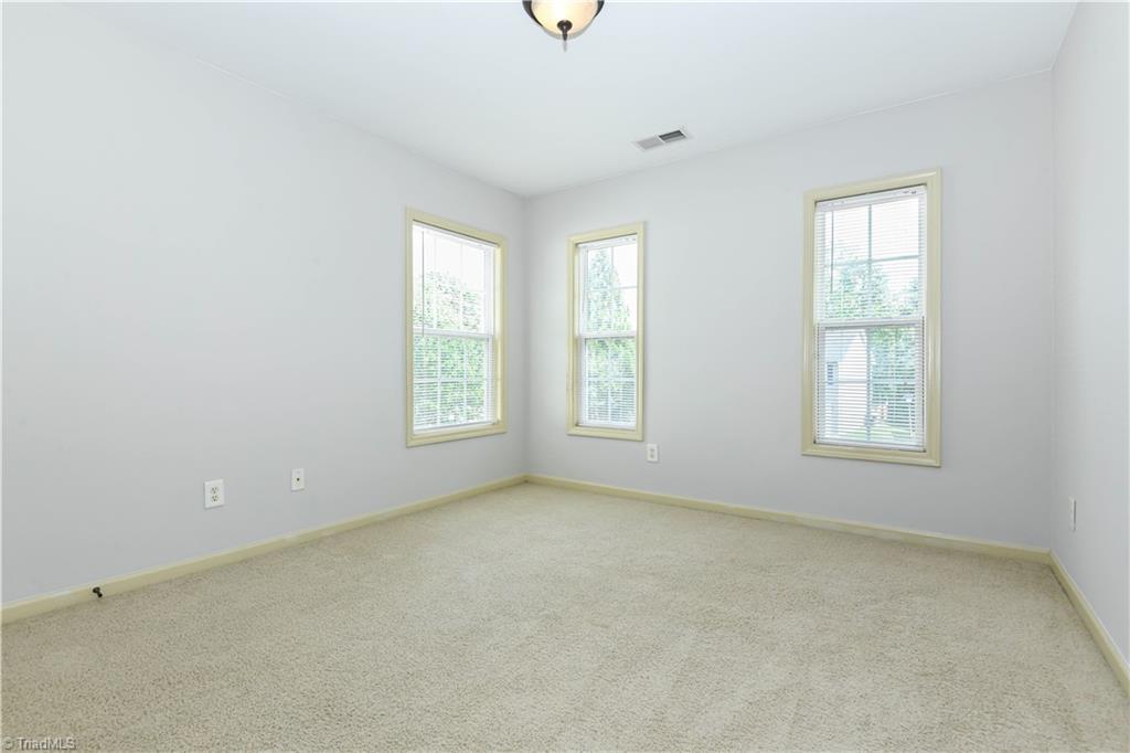 2331 Mill Lane High Point, NC 27265 - Photo 25 of 33