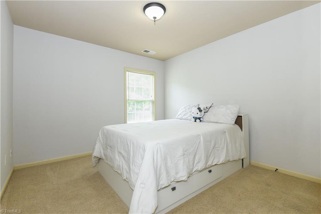 2331 Mill Lane High Point, NC 27265 - Photo 28 of 33