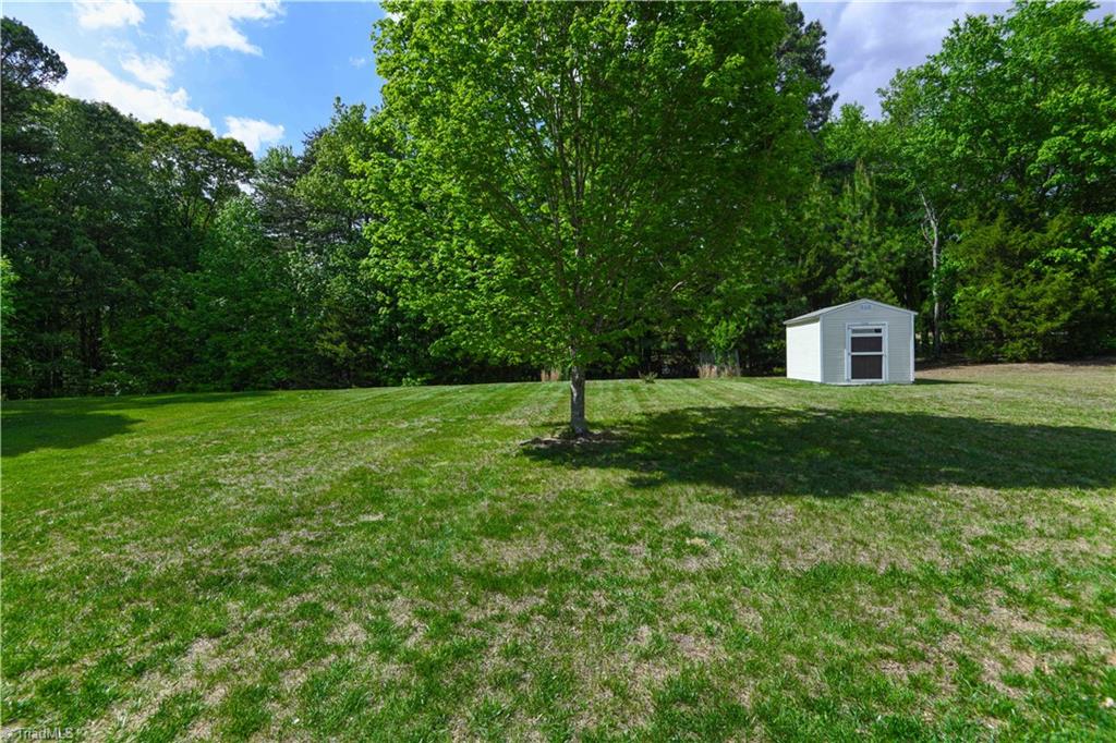 2331 Mill Lane High Point, NC 27265 - Photo 30 of 33
