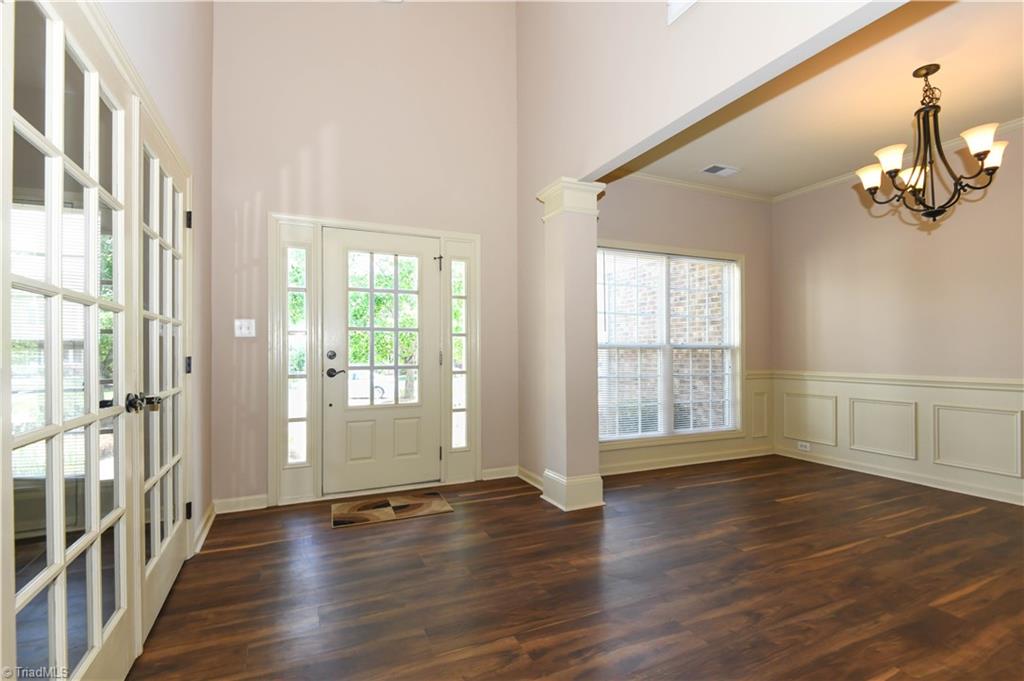 2331 Mill Lane High Point, NC 27265 - Photo 4 of 33
