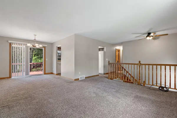 $2,250 | 1735 Walnut Lane, Eagan, MN 55122