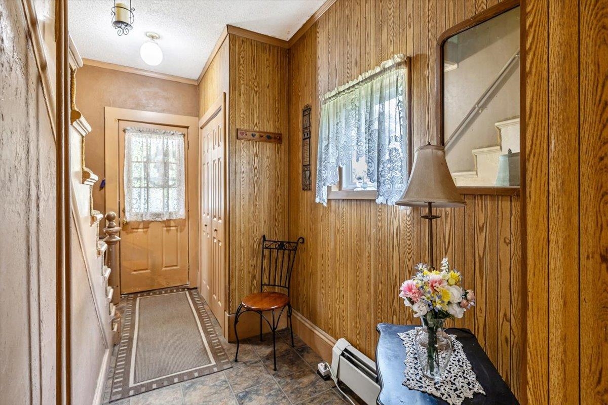 47 Upper Welden Street St. Albans, VT 05478 - Photo 14 of 55