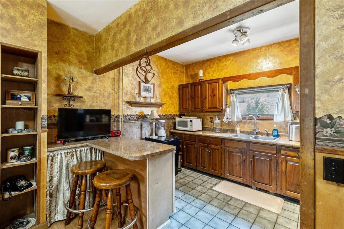 47 Upper Welden Street St. Albans, VT 05478 - Photo 31 of 55