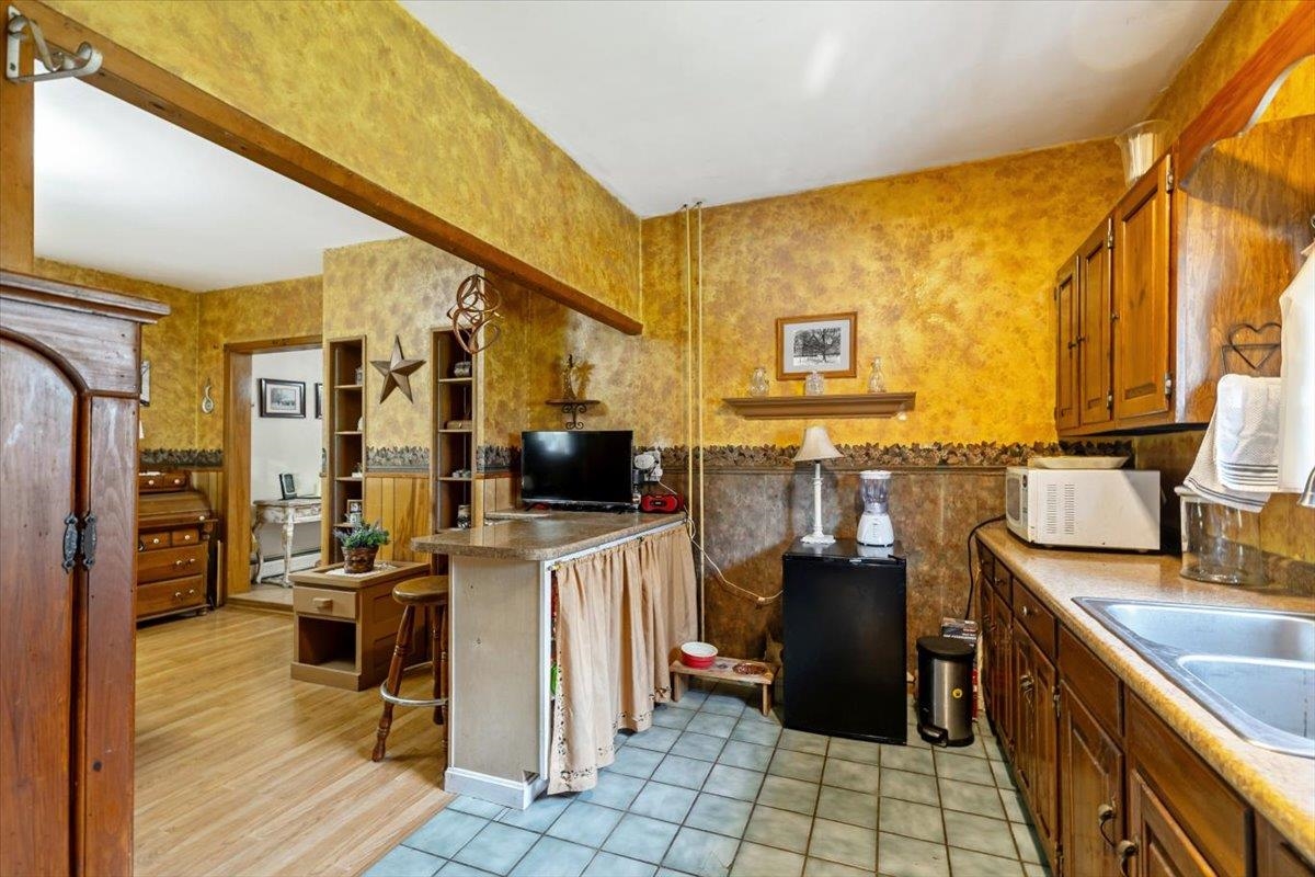 47 Upper Welden Street St. Albans, VT 05478 - Photo 35 of 55