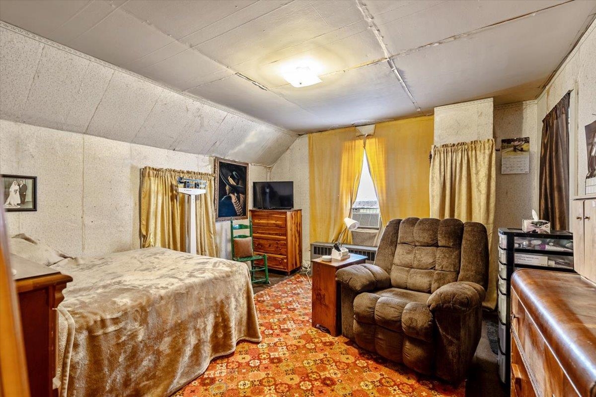 47 Upper Welden Street St. Albans, VT 05478 - Photo 41 of 55