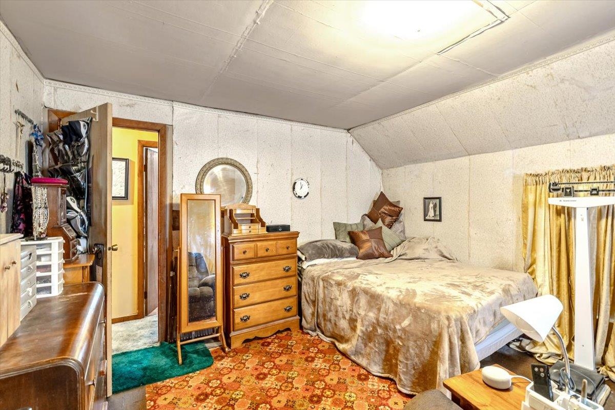 47 Upper Welden Street St. Albans, VT 05478 - Photo 44 of 55