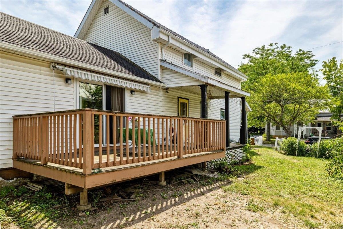 47 Upper Welden Street St. Albans, VT 05478 - Photo 8 of 55