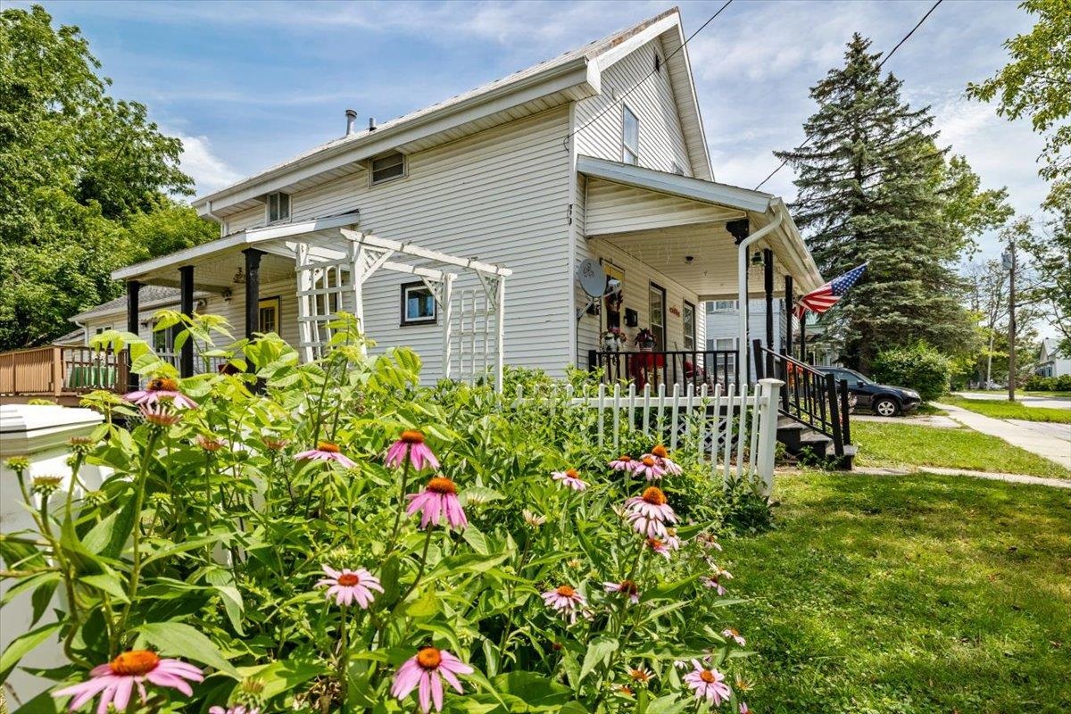 47 Upper Welden Street St. Albans, VT 05478 - Photo 9 of 55