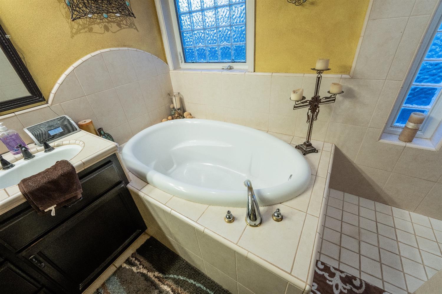 14587 Brookhill Road Madera, CA 93636 - Photo 21 of 40 Gallery Image 21