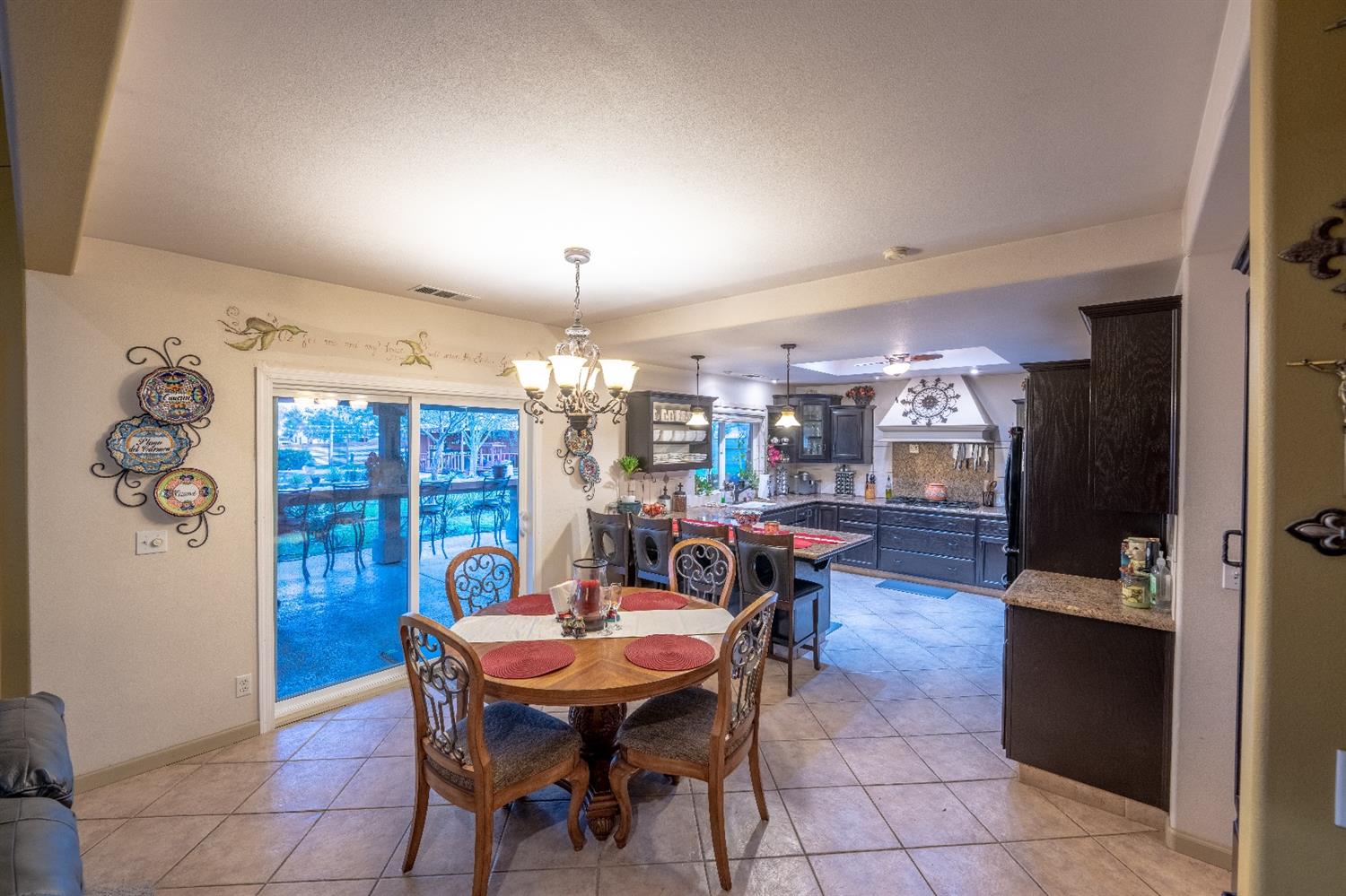 14587 Brookhill Road Madera, CA 93636 - Photo 9 of 40 Gallery Image 9