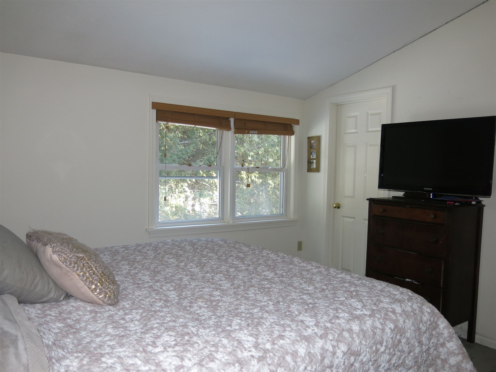 88 Grandview Road Fairlee, VT 05045 - Photo 12 of 19 Gallery Image 12