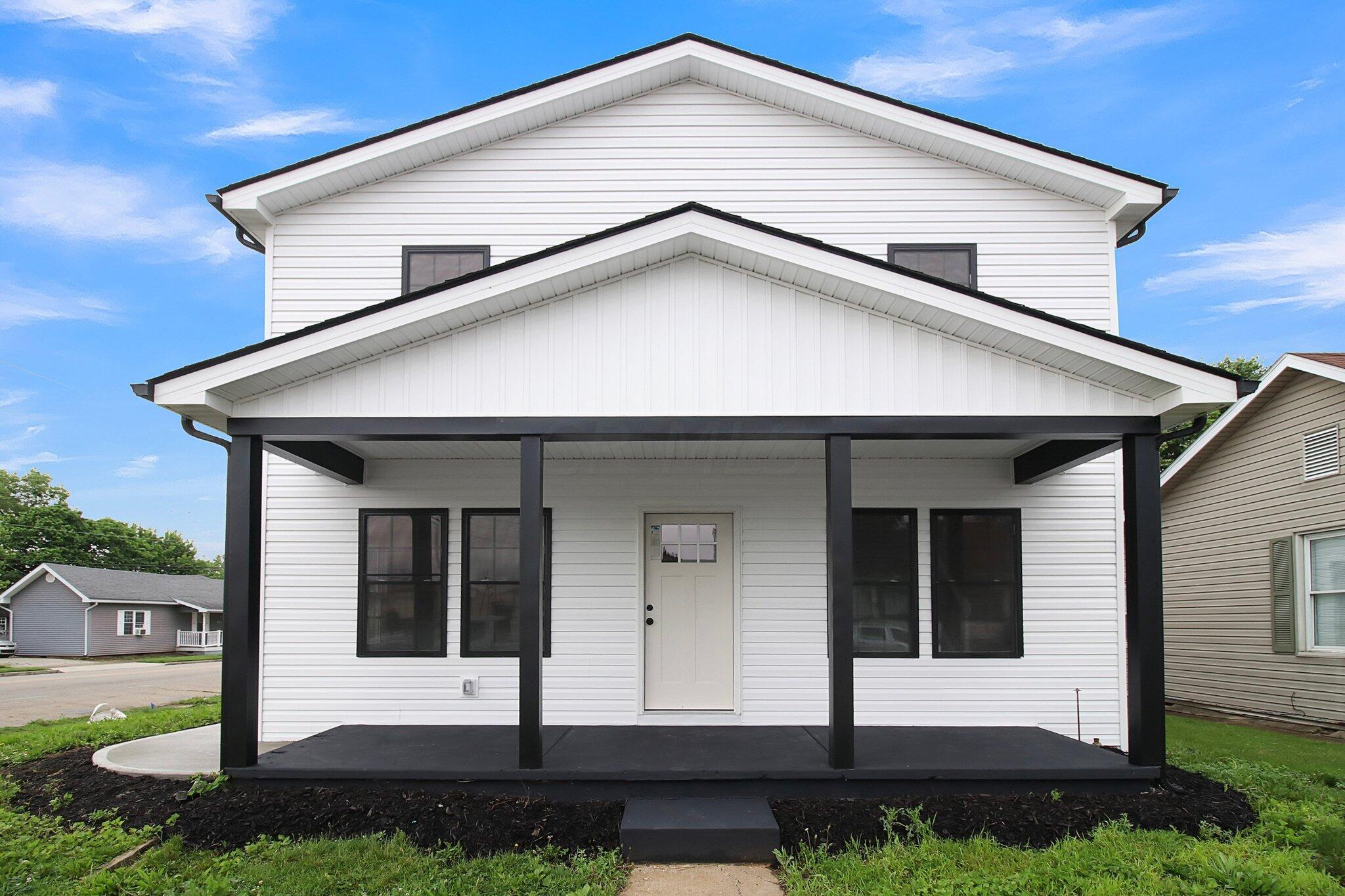404 East Union Street Circleville, OH 43113 - Photo 2 of 33 1-web-or-mls-404-e-union-st