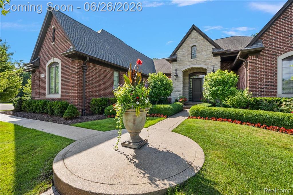3071 Emeraude Court Rochester, MI 48306 - Photo 7 of 60
