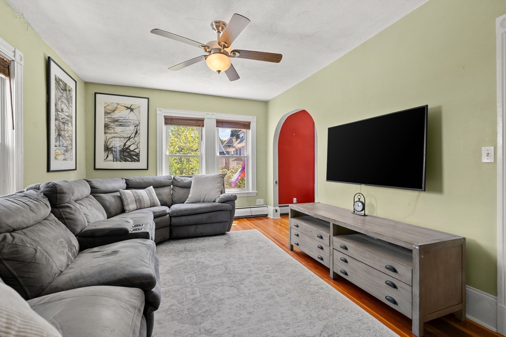 17 Windermere Road Boston, MA 02125 - Photo 16 of 38