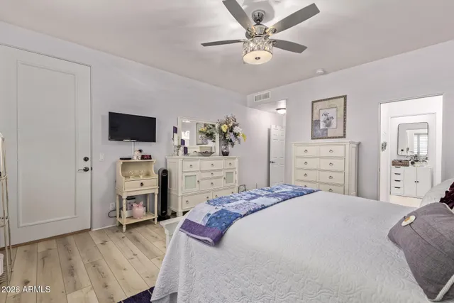 $399,000 | 11880 North Saguaro Boulevard, Unit 201, Fountain Hills, AZ 85268