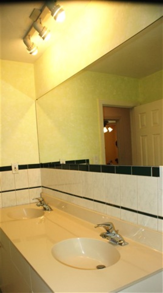 3208 Jim Lee Road Tallahassee, FL 32301 - Photo 5 of 18 Gallery Image 5